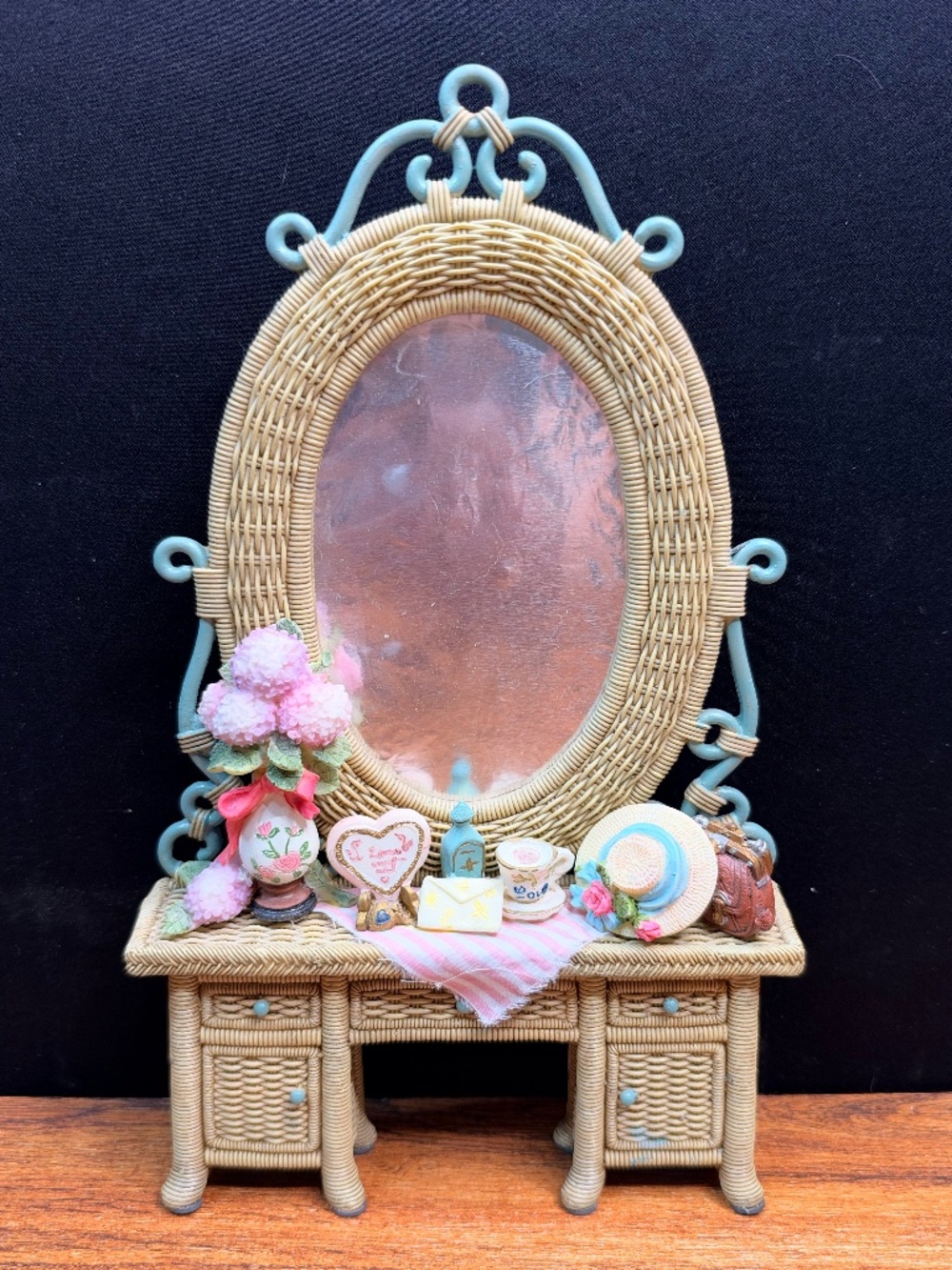 Vanity Dressing Table Photo Frame